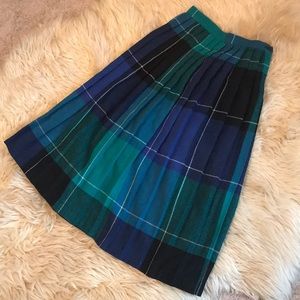 Vintage Pleated Skirt!